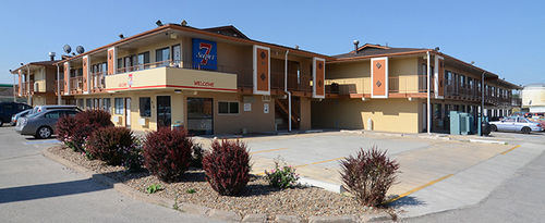 Super 7 Motel Coralville Exterior foto
